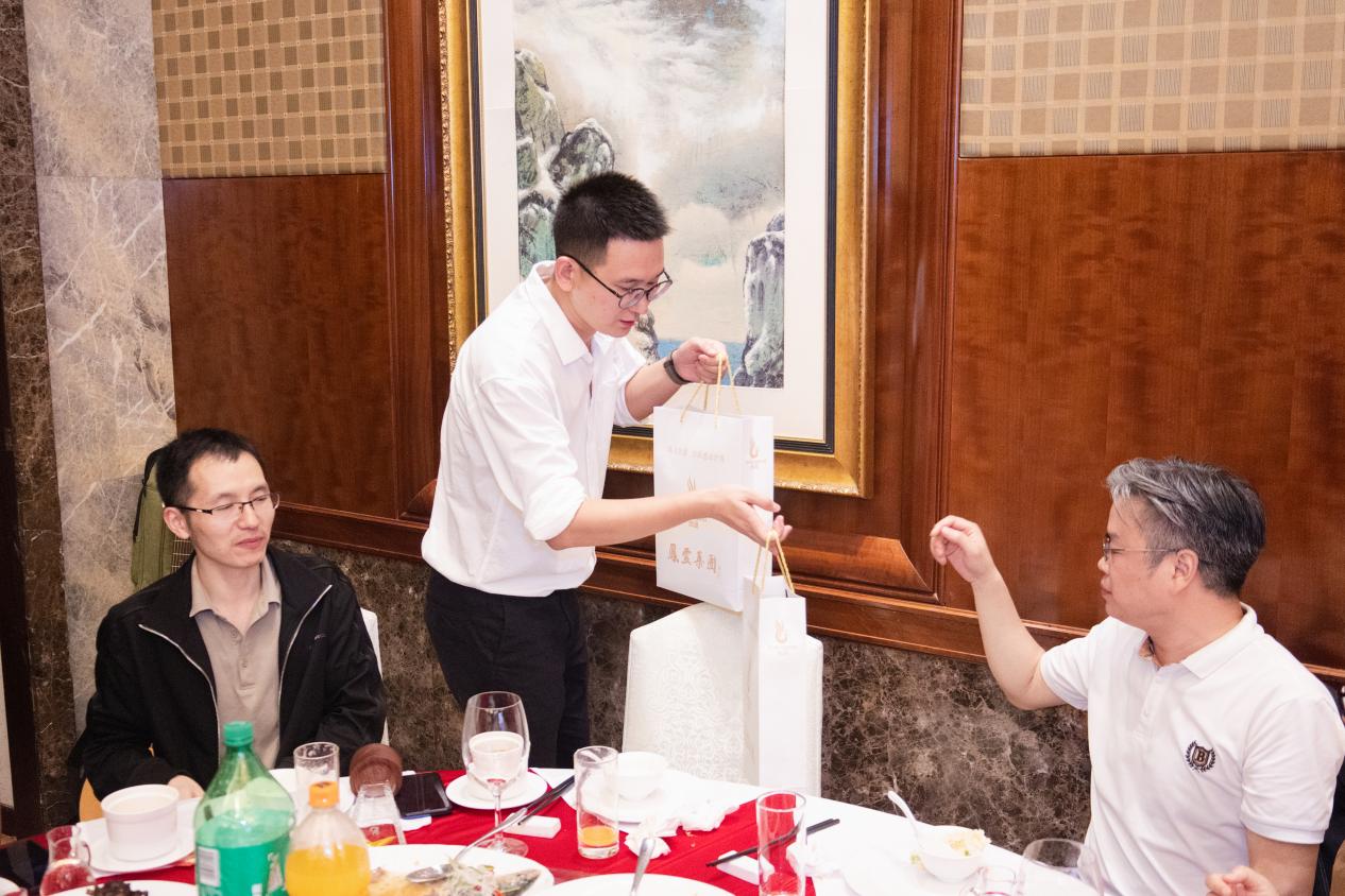 江苏凤灵乐器有限公司